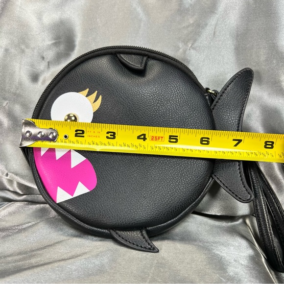 Betsey Johnson Black Baby Shark Wristlet Clutch Bag Coin Purse NWOT - Picture 7 of 10